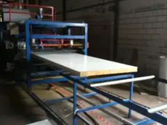 Край филируя линию панели сэндвича шерстей утеса минеральных шерстей video