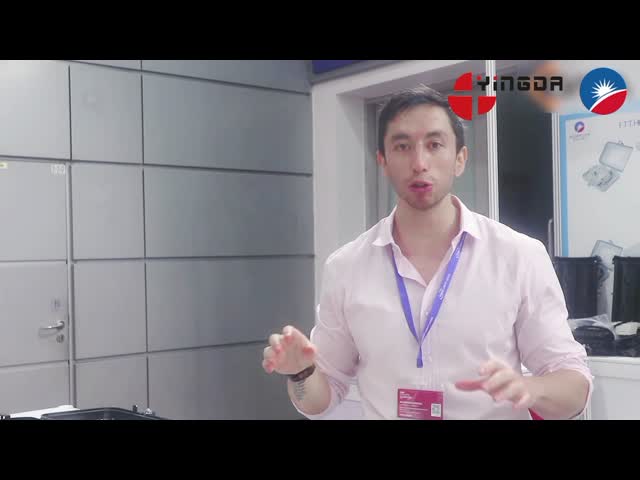 Коробка Splitter оптического волокна PLC пластмассы 1x8, коробка FDB0208 прекращения оптического волокна Маунта стены видео