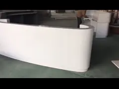 Водоустойчивый лоснистый изогнутый человек СИД одного приемной с монитором video