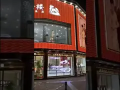 P3.9-7.8 AVOE transparent window display Special Emitting Angle 5000cd/sqm for shop window