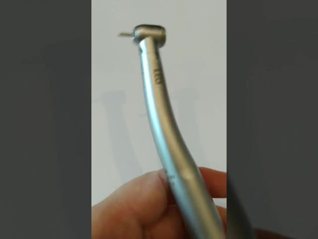Генератор 2/4Holes пневматической турбины e Handpiece турбины СИД T3 зубоврачебный видео