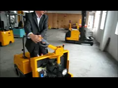 стойка 3000kg на работать промышленный электрический буксируя трактор video