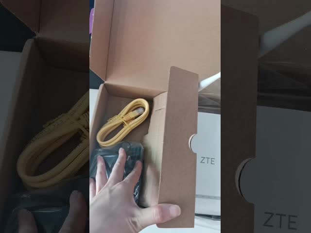 1.244 Gbps 5g GPON ONT ZTE Dual Mode Fiber Cat ZXHN F670L 4ge+ Dual Band