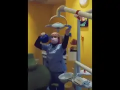 Фильм липкого барьера края зубоврачебного защитный пефорировал ленту барьера 4X6Inch video