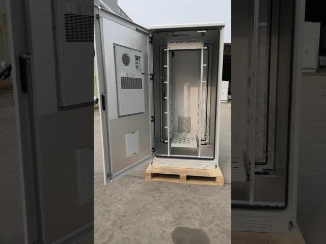 DC48V 40U 1.2mm SS Outdoor Telecom Cabinet Base Station Energy Saving