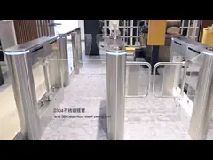 Биометрическое распознавание лиц блока развертки кода турникета QR барьера качания video