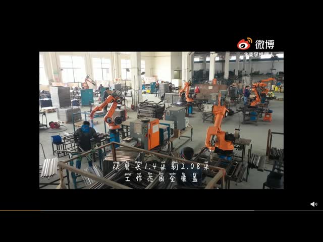 パレットで運搬する産業ロボティック腕4の軸線SF8-K1492工業用ロボットを扱う ビデオ