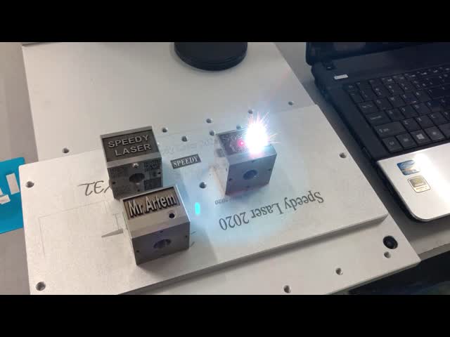 Impressão de laser da fibra de JPT 50W que grava a gravura de marcação de aço de marcação do laser do QR Code do código de barras do metal da máquina