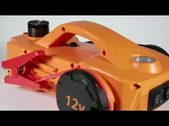 Аварийная ситуация дает толчек батарея 4 в 1 электрическом автомобиле поднимает домкратом с СИД надувать и SOS покрышки video