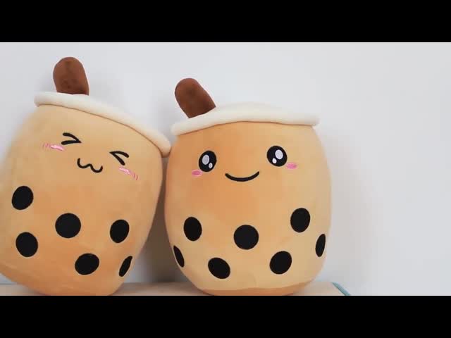 Подушка плюша чая пузыря OEM с вышитым Emoji видео