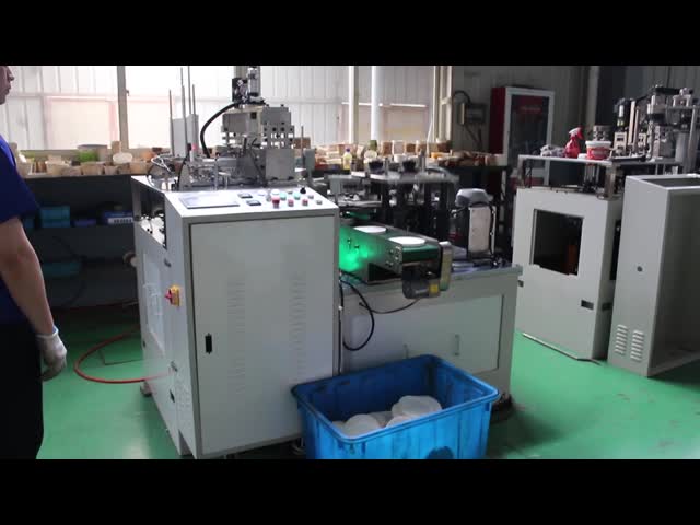 ПЛК контролирует автоматическую бумажную трубку делая машину для 3 слоев Биодеградабле выпивая соломы видео