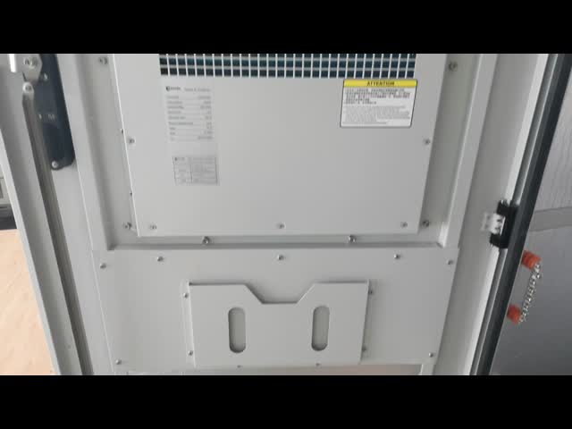 40U Insulated 19 Inch Outdoor Telecom Enclosure With SNMP Remote Communication