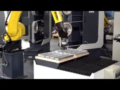 Cellule robotique industrielle pour le broyage des implants chirurgicaux