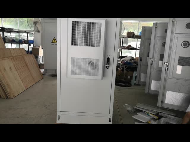 Single Wall IP55 Waterproof 40U Outdoor Telecom Cabinet Anti Corrosion