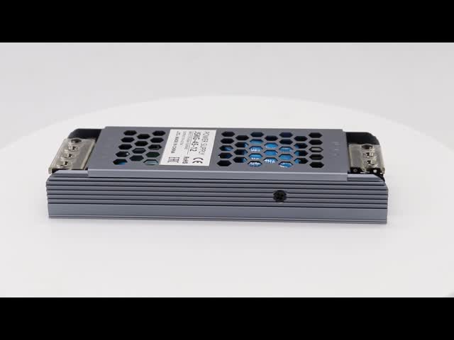 Ультра тонкий DC электропитания 12V СИД 45W 2A переключая делает водостойким видео