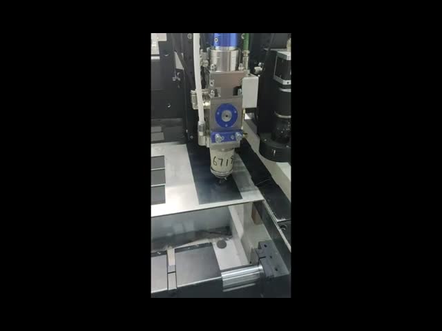 Máquina de corte incluida do laser da fibra do CNC 12kw para a chapa metálica que cerca o painel