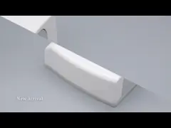 Распределитель дезинфицирующего средства руки Touchless кухни установленный стеной video