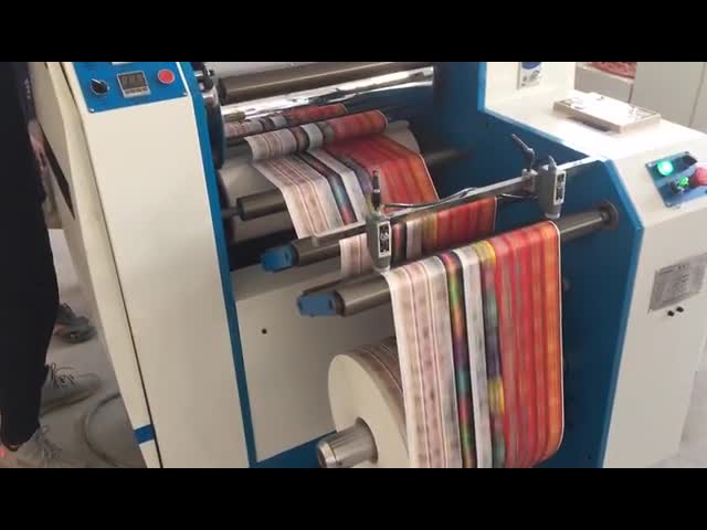 rollo 15kw para rodar la máquina que lamina 100m/Min de la película de papel de 500m m El video