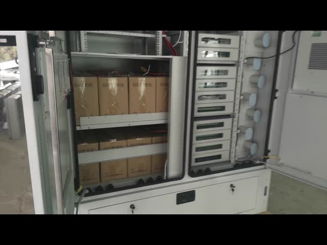 Integrated Outdoor Telecom Cabinet Two Compartment UPS Cabinet