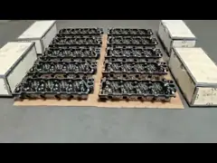 8981706170 головок цилиндра двигателя дизеля для 4HK1 ZX200 - 3 ZX240 - 3 ZX270 - 3 video