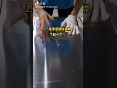 портативный Handheld сварочный аппарат лазера волокна 120mm/S легкий для того чтобы работать video