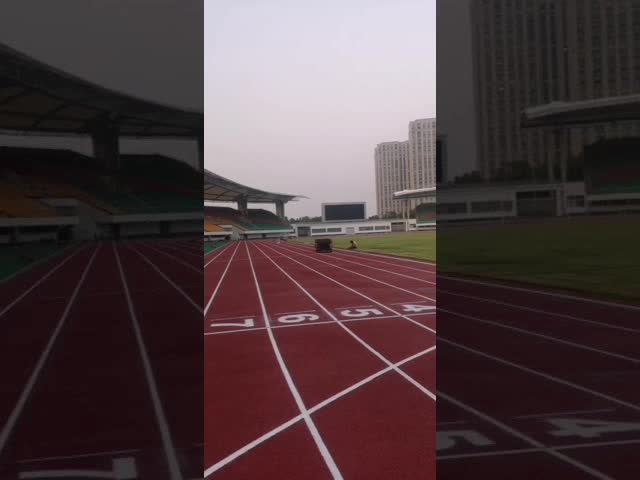 Soundproof PU Sports Flooring High Impact Absorption All Weather
