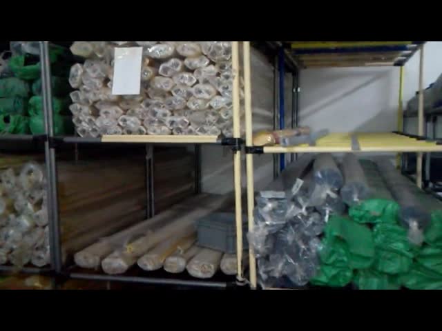 Черные зажимы трубы металла JY-28 оцинковывают покрытые зажимы трубки металла SPCC видео