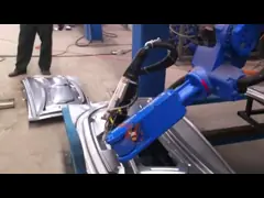 Gantry Yaskawa ABB Robot Arm Fiber Laser Cutter IP54