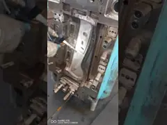 Dry Ice Blasting Equipment for Texturing Mold Cleaning