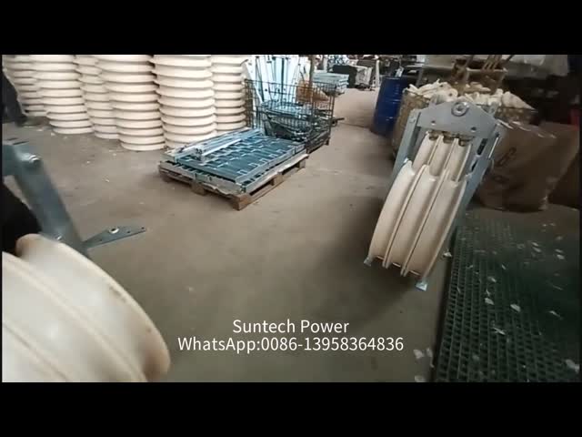 Одиночная линия проводник Sheave ACSR нейлона надземная шнуруя блоки видео