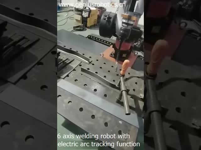 Touch Sensing Arc Tracking Arc Mig Welding Robot 6 Axis 1400mm armlegnth