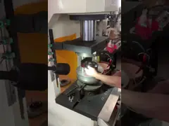 установка консоли двигателя автомобиля 11210-31U12 для NISSAN MAXIMA CEFIRO A33 1998-2006 video