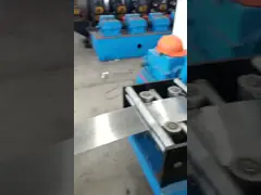 Крен луча коробки автоматически класть на полку формируя машину запирая машину луча коробки video