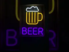 Неоновые вывески благословили пиво неоновый бар подписывает неоновые знаки пива video