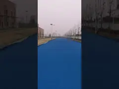 Циновки голубой на открытом воздухе спортивной площадки резиновые намочили льют зерна EPDM video