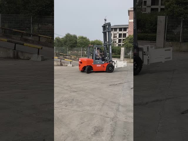4 Ton Diesel Forklift Truck With Bale Clamp Mast Lifting Height 6m