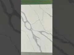 Настил Calacatta более большого изображения взгляда голубой мраморный кафельный отполировал белый мрамор оникса video