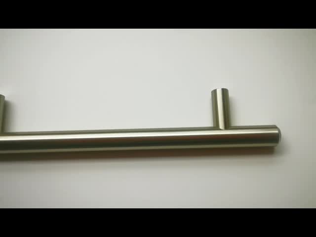 Classic Kitchen Door And Cabinet Handles Zinc Alloy / Iron / Stainless Steel Material