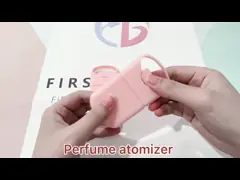 Пластиковый оранжевый атомизатор брызг духов с резиновой кредитной карточкой случая video