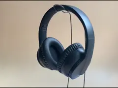 300mAh Active Noise Cancelling Bluetooth Headphone 180 Hours Standby Time video