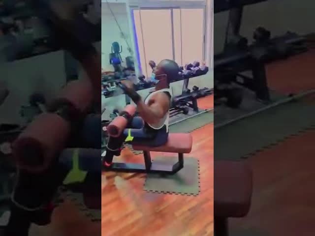 Крытым оборудование прочности спортзала Pulldown Lat жизни тренировки усаженное фитнесом видео