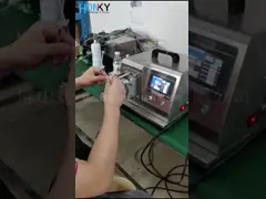 Máquina de rellenar 30 PCS/minuto de la jeringuilla cosmética de escritorio del gel