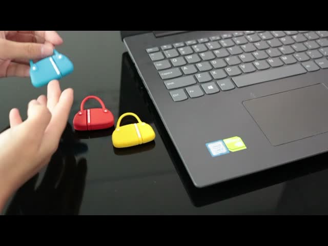 PVC Cartoon Shapes Custom USB Flash Drives 8MB/S Personalised Usb Sticks video