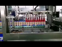 China Liquid Flat Bottle Servo Filling Machine Automatic Moving supplier