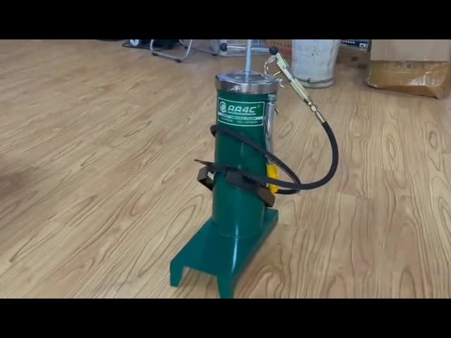AA4C Pedal Bucket Grease Pump 12.5KG 30bar  450psi PP218 Oil Lubricant Garage Equipment  Auto Repair
