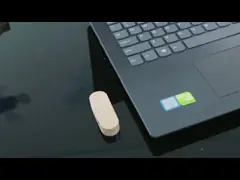 Drewniany napęd USB w stylu wtyczki Klon Drewniana obudowa Kolorowe tłoczenie i nadruk LOGO