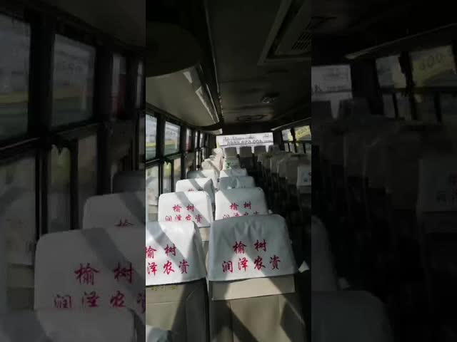 ユーロ4のコーチはYutongバス45seats秒針の乗客バスYuchaiエンジンを使用した