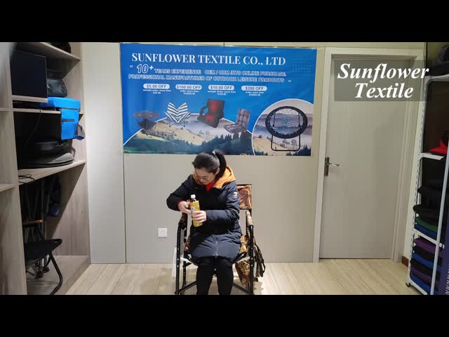 56x47x90cmの多機能折り畳み式の採取の椅子600Dポリ塩化ビニール オックスフォード