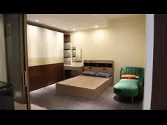 Угловые шкафы шкафа спальни с приведенными датчиком полками металла video