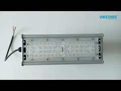 Тоннель привел линейный высокий свет залива с цепью и траверсой кронштейна смертной казни через повешение video